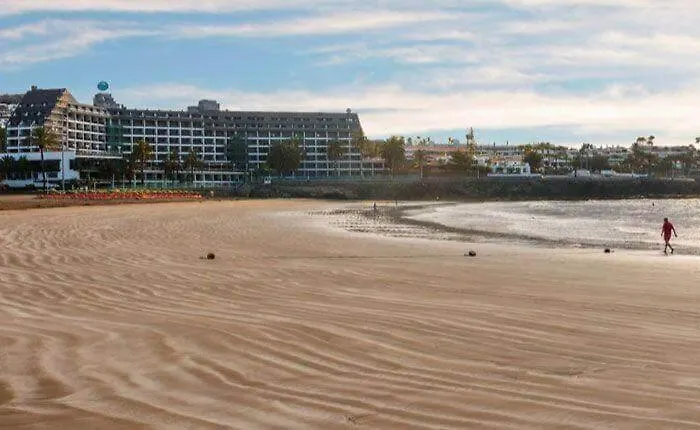 Apartment Burras Beachfront