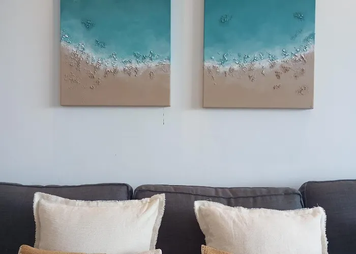 Burras Beachfront Apartment San Bartolomé